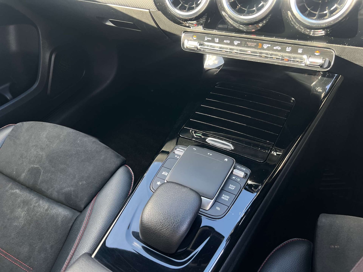 Used Mercedes-Benz A-Class 2020 for sale - 76776929: Photo 36