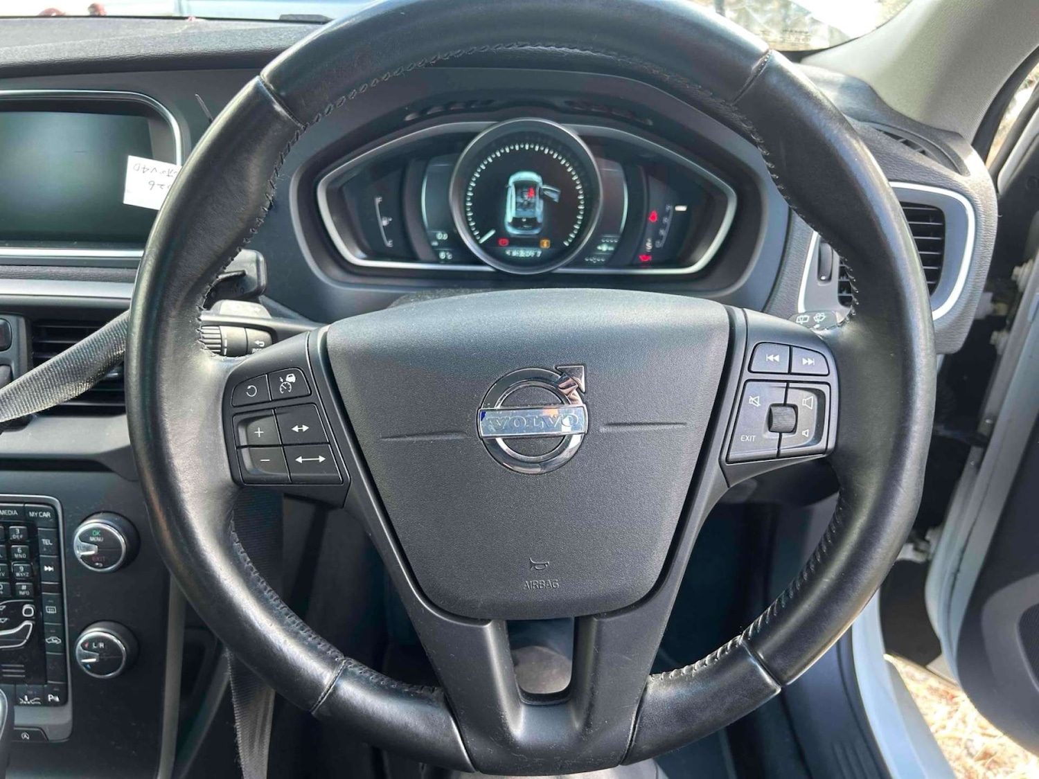 Used Volvo V40 2013 for sale - 77847491: Photo 11