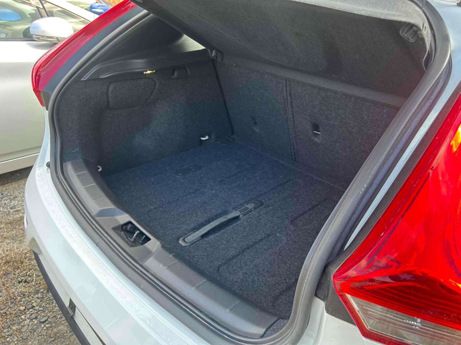 Used Volvo V40 2013 for sale - 77847491: Photo 7