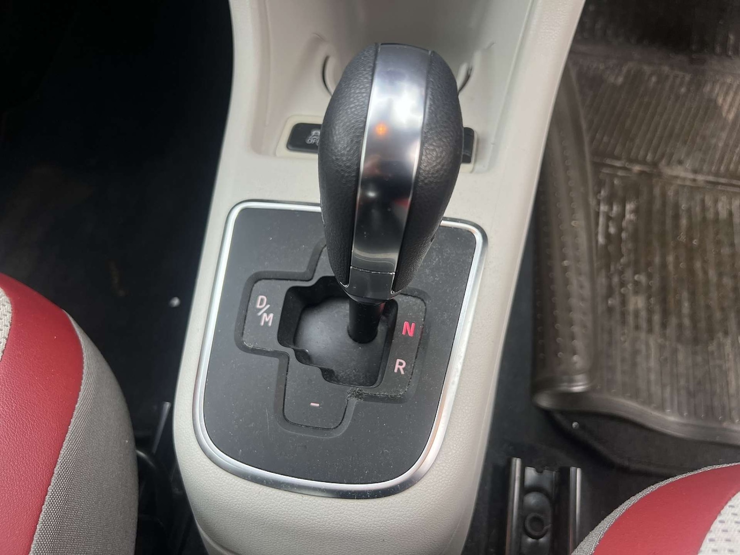 Used Volkswagen up! 2014 for sale - 77355532: Photo 34