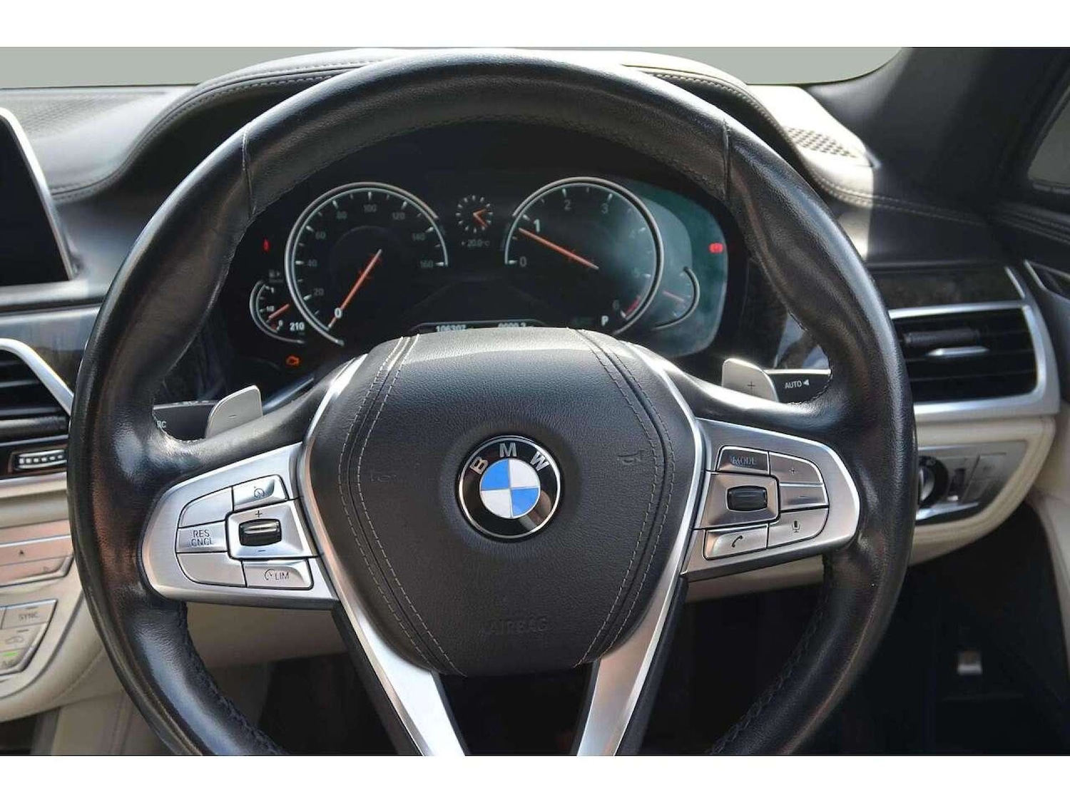 Used BMW 7 Series 2017 for sale - 76776873: Photo 29
