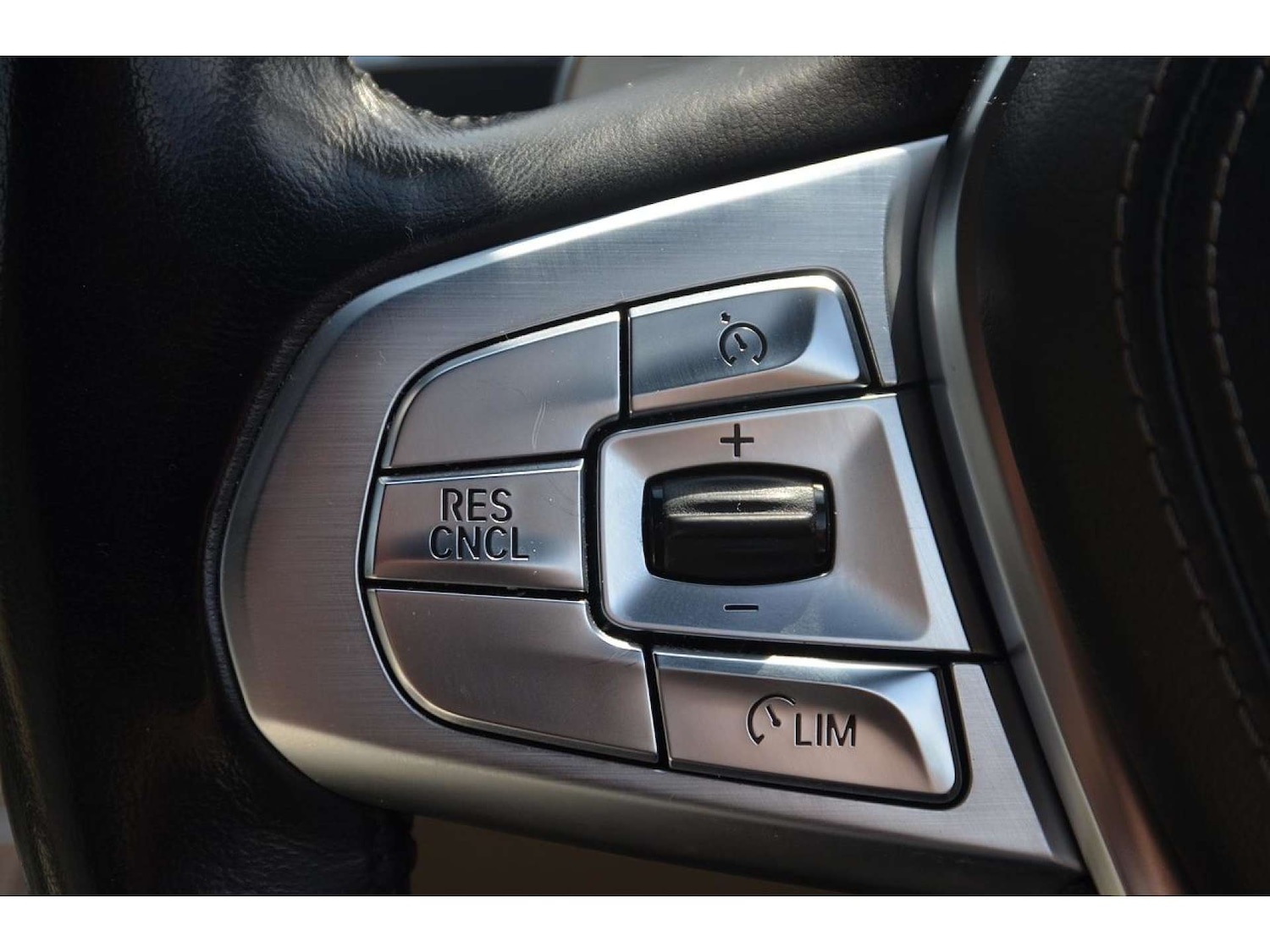 Used BMW 7 Series 2017 for sale - 76776873: Photo 31