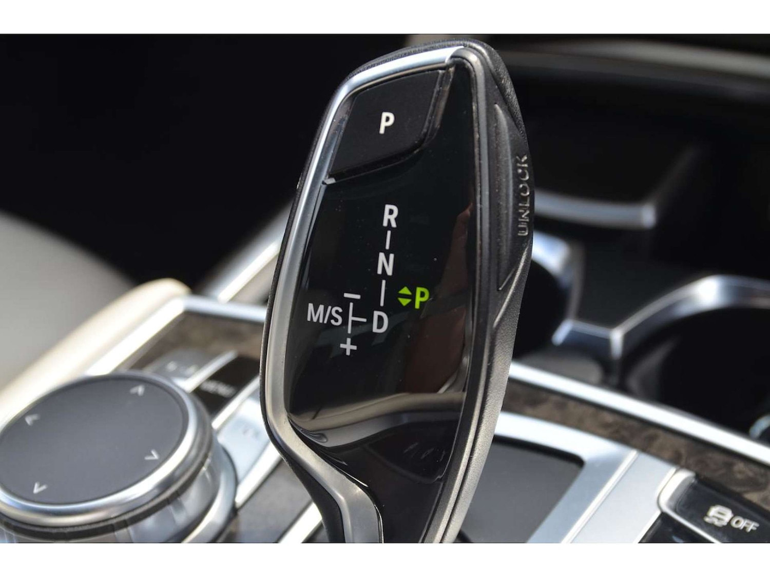 Used BMW 7 Series 2017 for sale - 76776873: Photo 42