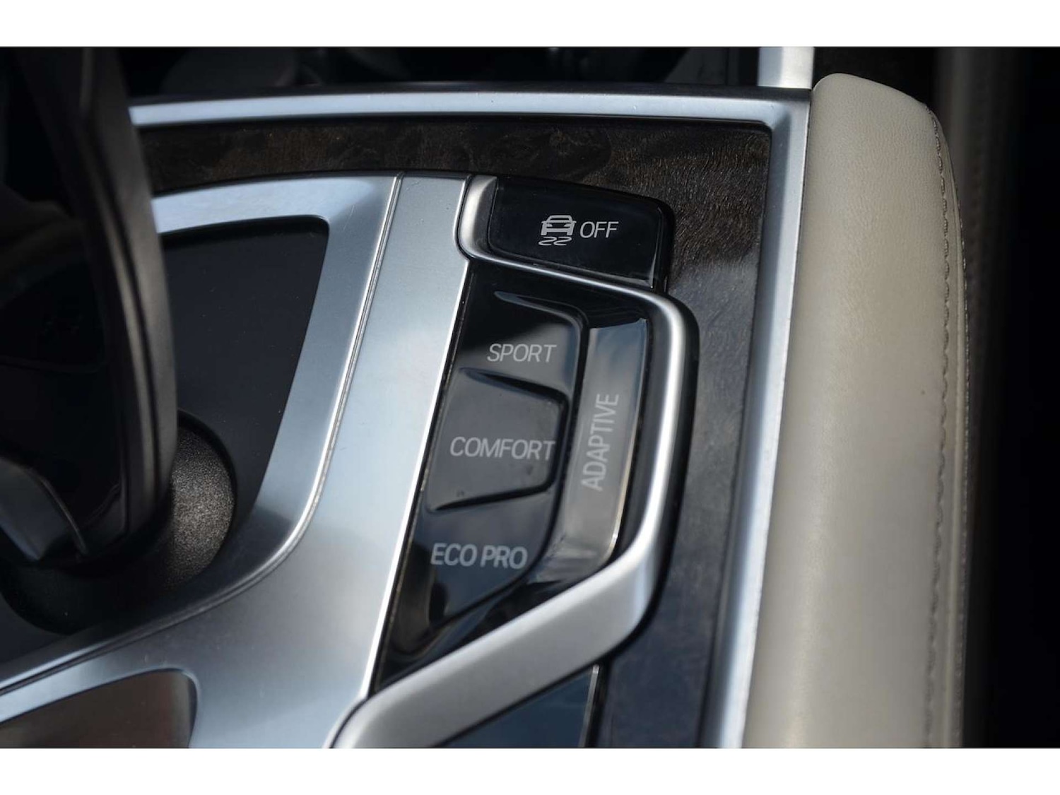 Used BMW 7 Series 2017 for sale - 76776873: Photo 46