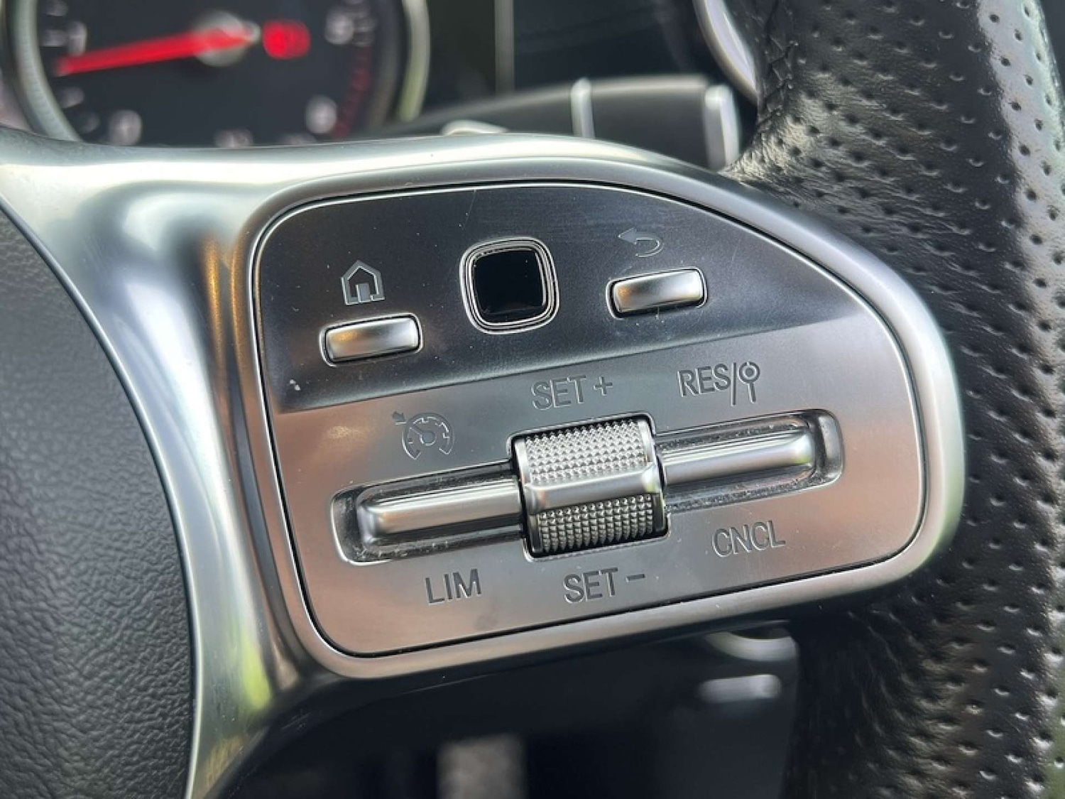 Used Mercedes-Benz E Class 2018 for sale - 76776980: Photo 35