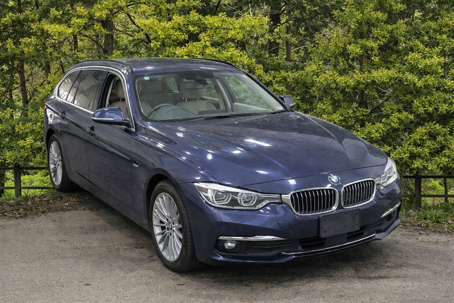 Used BMW 3 Series 2015 for sale - 77339212: Photo 1