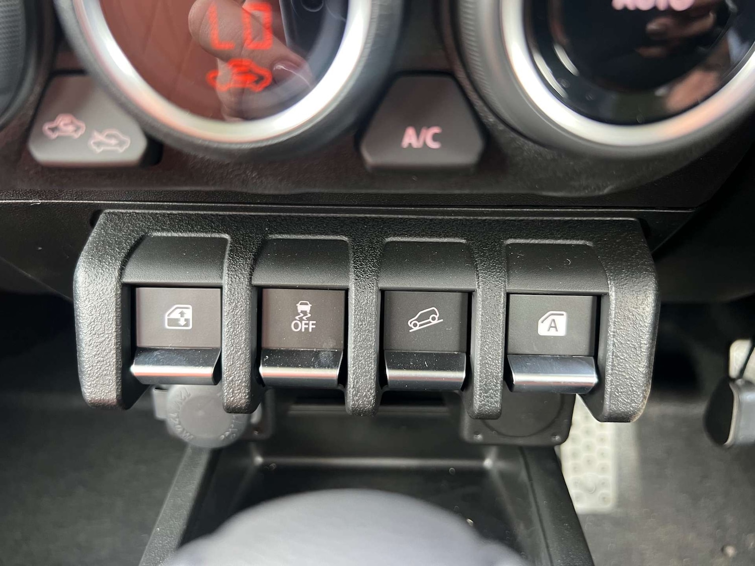 Used Suzuki Jimny 2025 for sale - 76919212: Photo 41