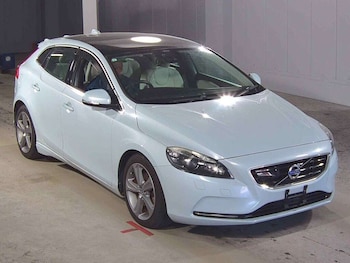 Used Volvo V40 2013 for sale - 78806778: Photo