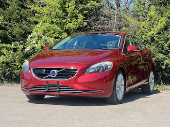 Used Volvo V40 2015 for sale - 78593468: Photo