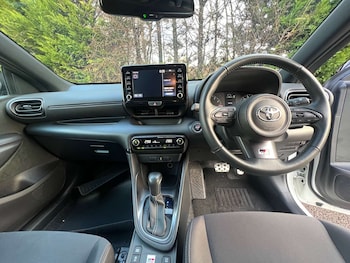 Used Toyota Yaris 2021 for sale - 77762360: Photo