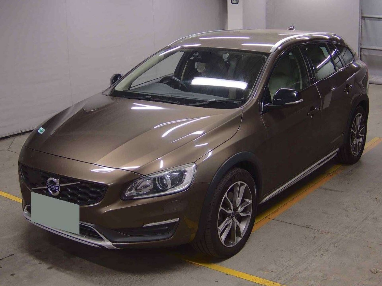Used Volvo V60 2016 for sale - 77850613: Photo 5