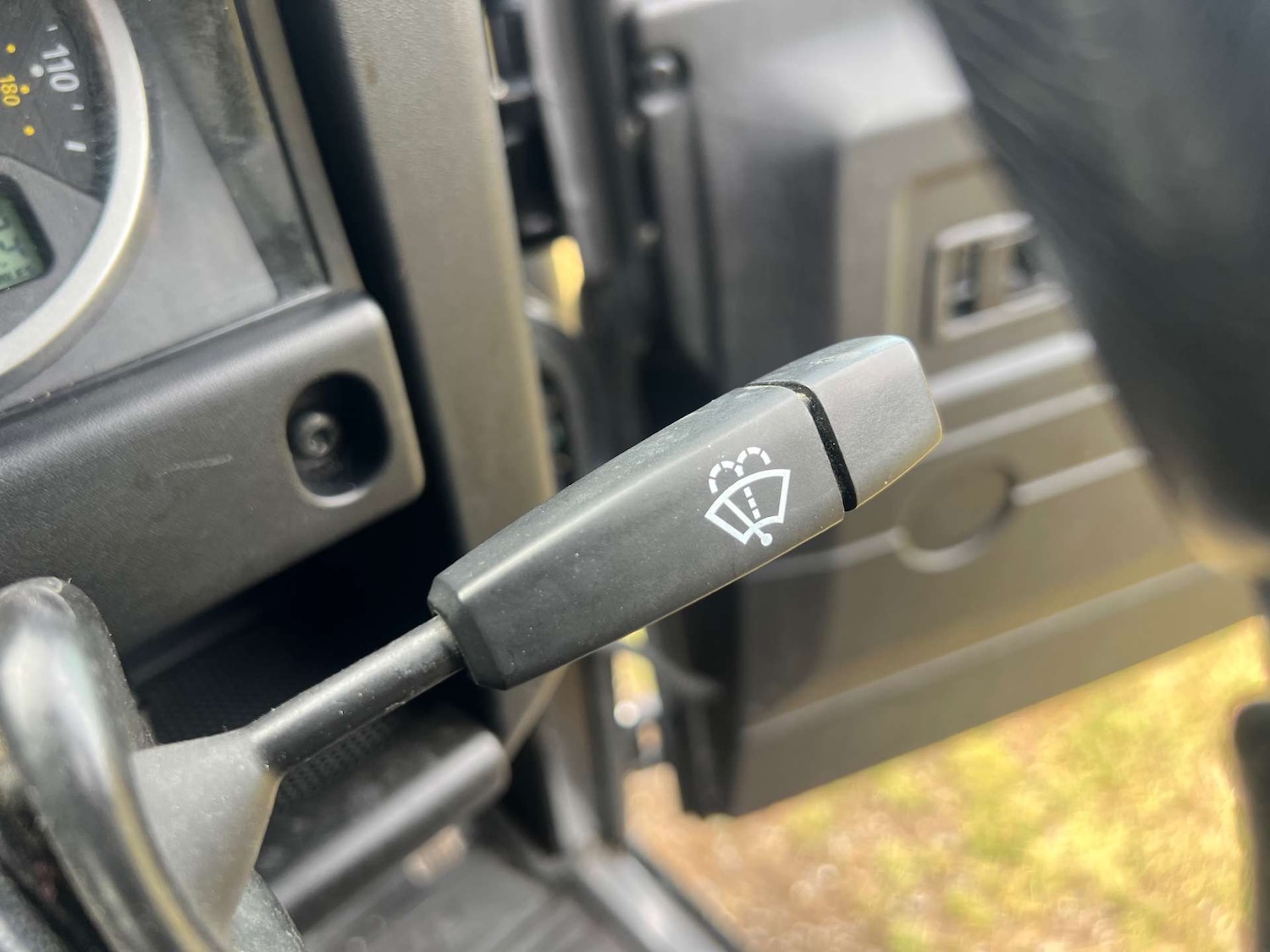 Used Land Rover Defender 110 2012 for sale - 76776953: Photo 30