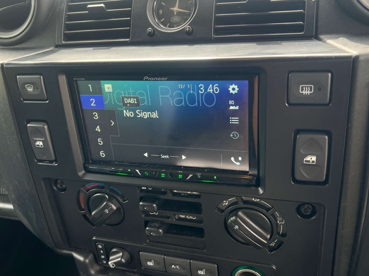 Used Land Rover Defender 110 2012 for sale - 76776953: Photo 34