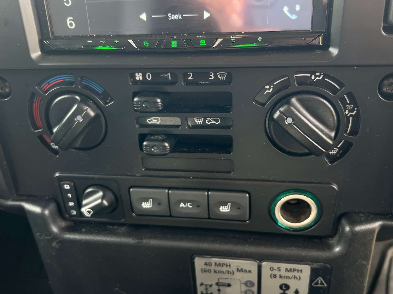 Used Land Rover Defender 110 2012 for sale - 76776953: Photo 36