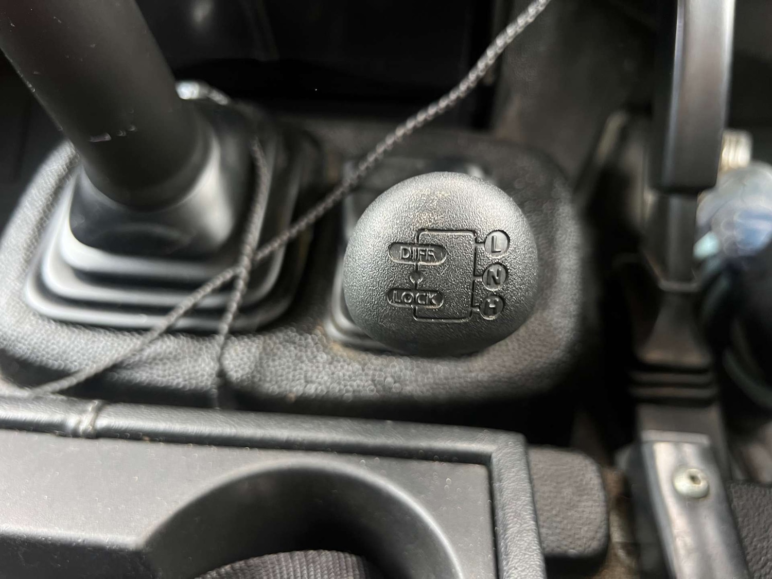 Used Land Rover Defender 110 2012 for sale - 76776953: Photo 39