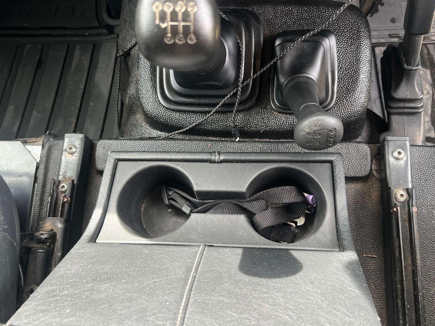 Used Land Rover Defender 110 2012 for sale - 76776953: Photo 40