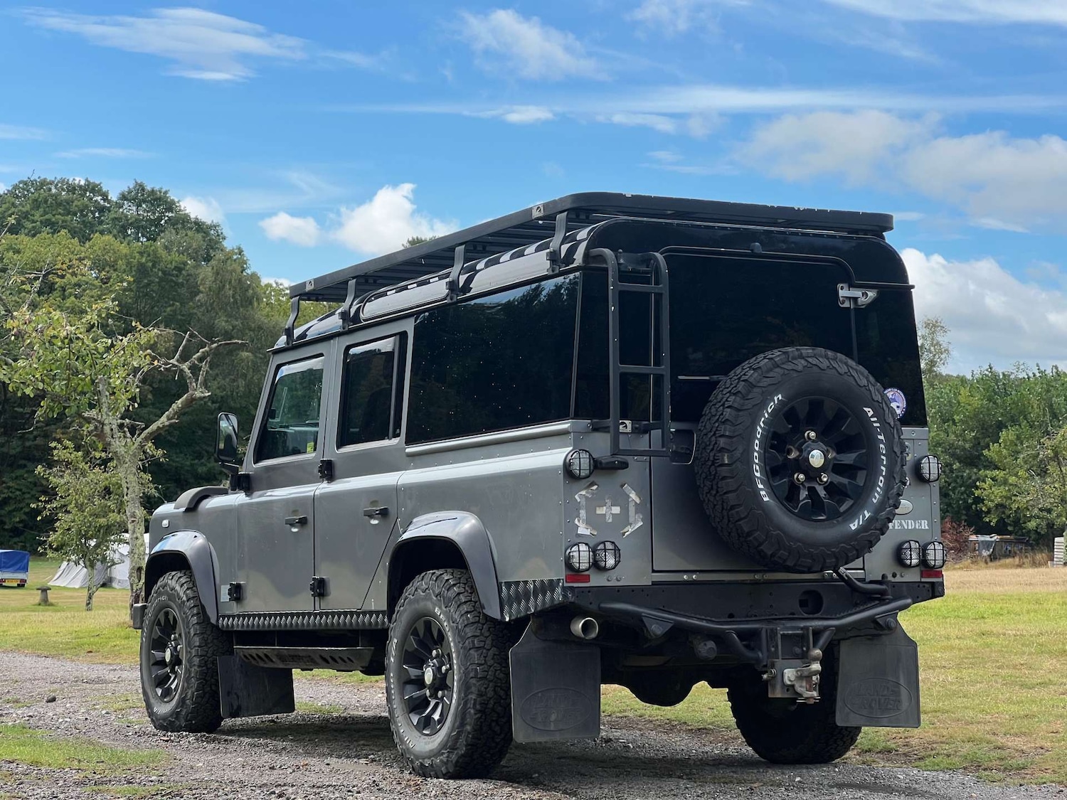 Used Land Rover Defender 110 2012 for sale - 76776953: Photo 8