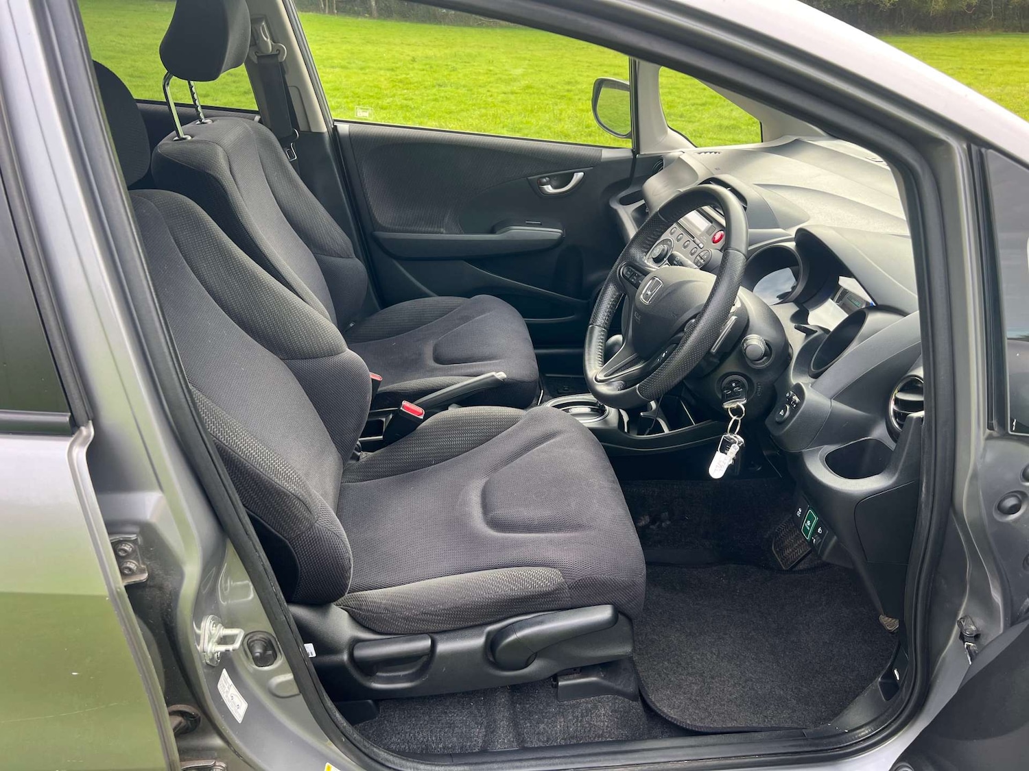 Used Honda Jazz 2011 for sale - 76776853: Photo 19