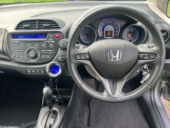 Used Honda Jazz 2011 for sale - 76776853: Photo