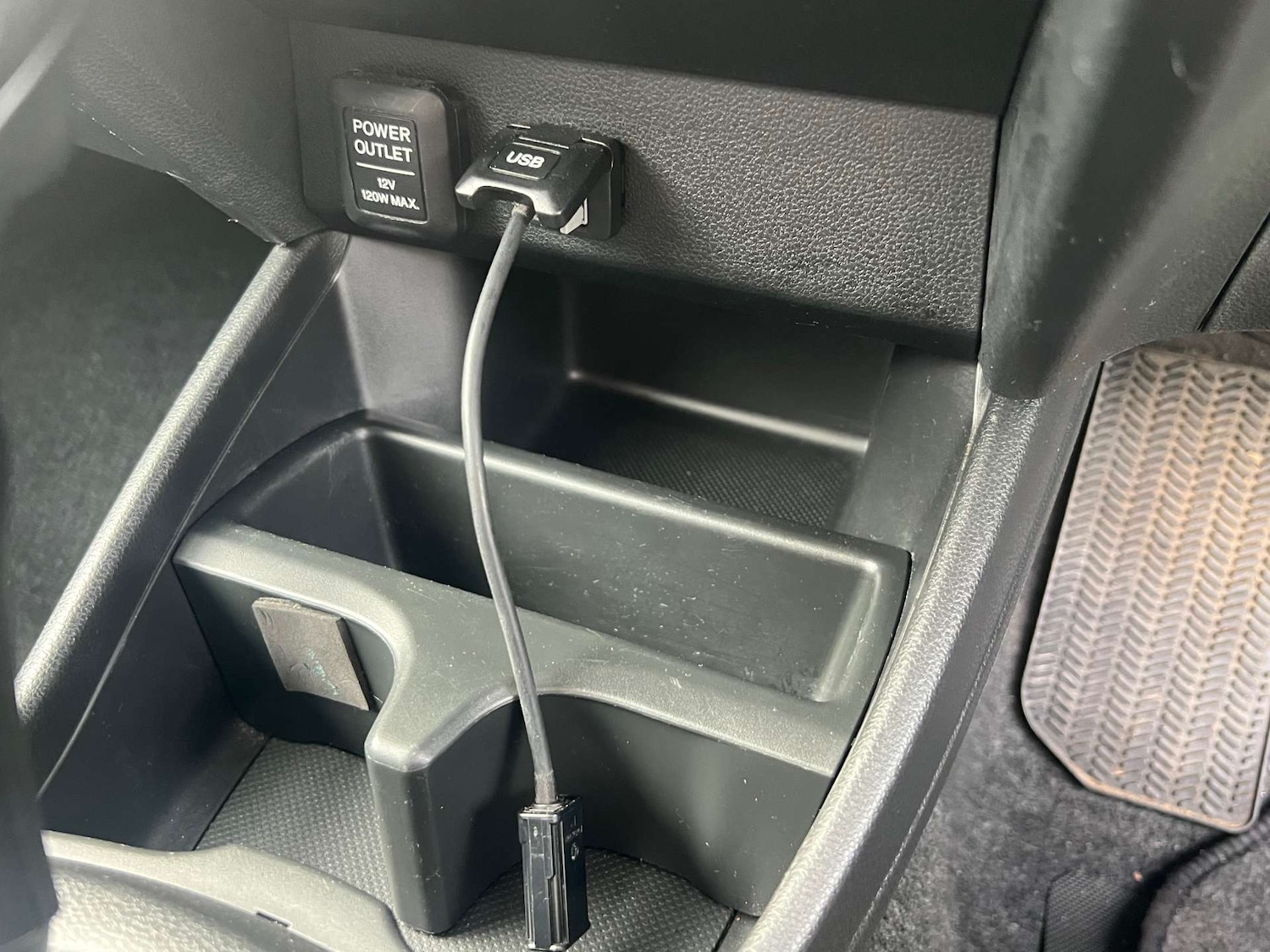 Used Honda Jazz 2011 for sale - 76776853: Photo 40