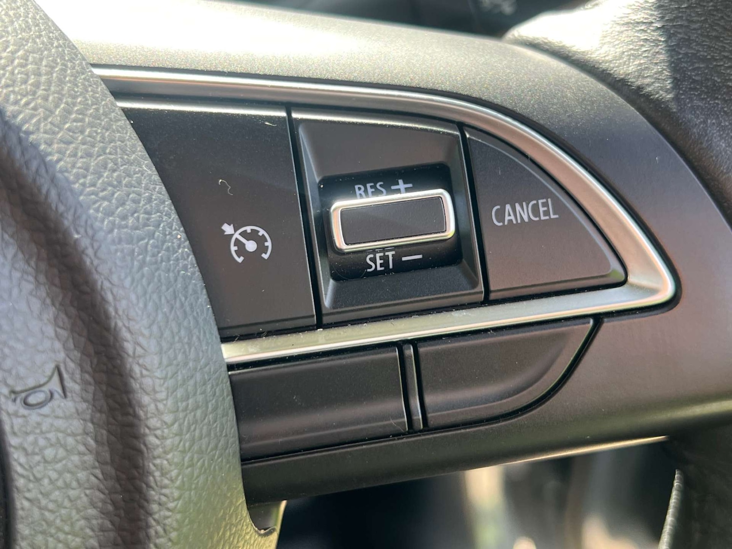 Used Suzuki Jimny 2023 for sale - 76957819: Photo 30