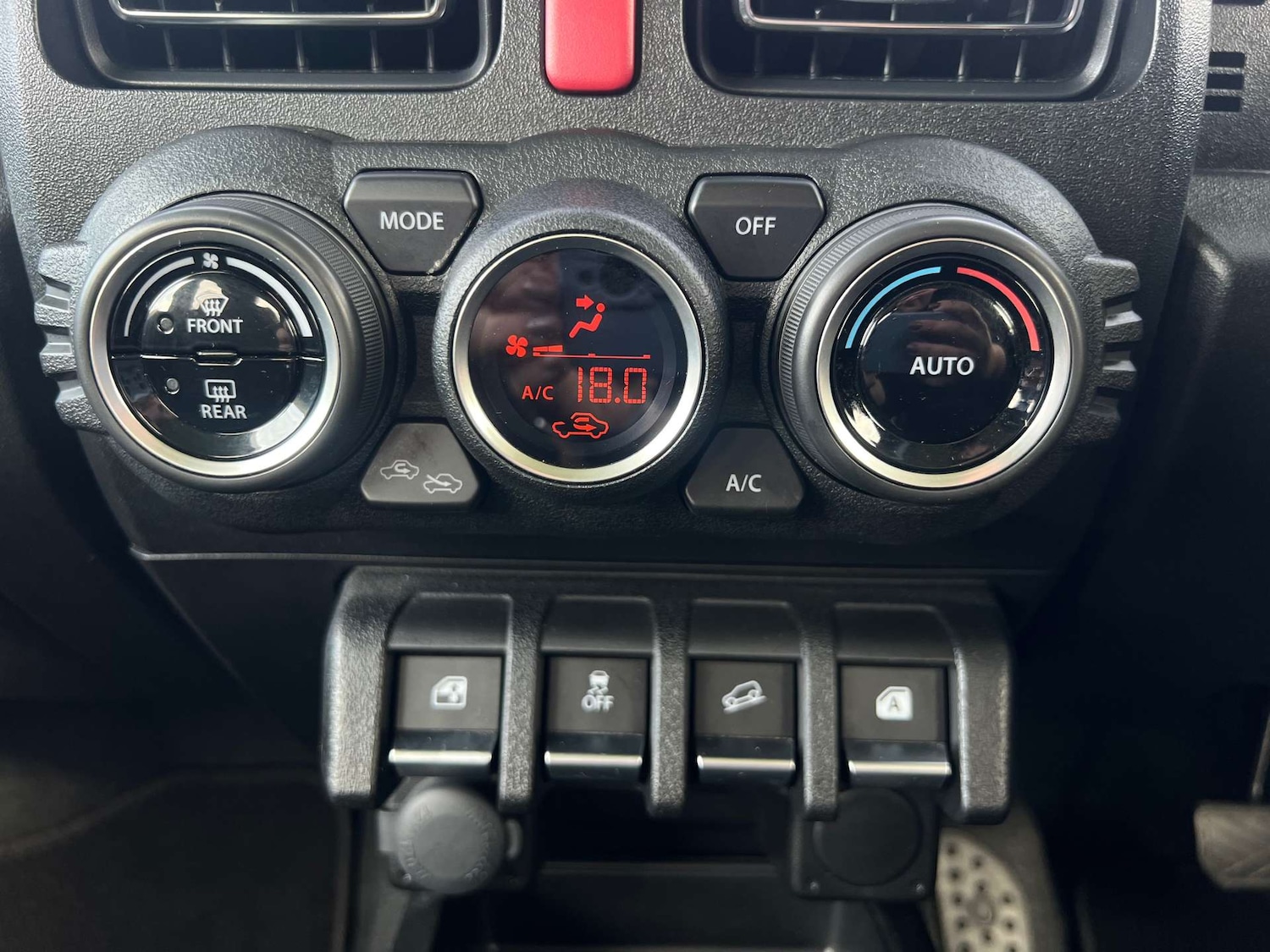 Used Suzuki Jimny 2023 for sale - 76957819: Photo 37