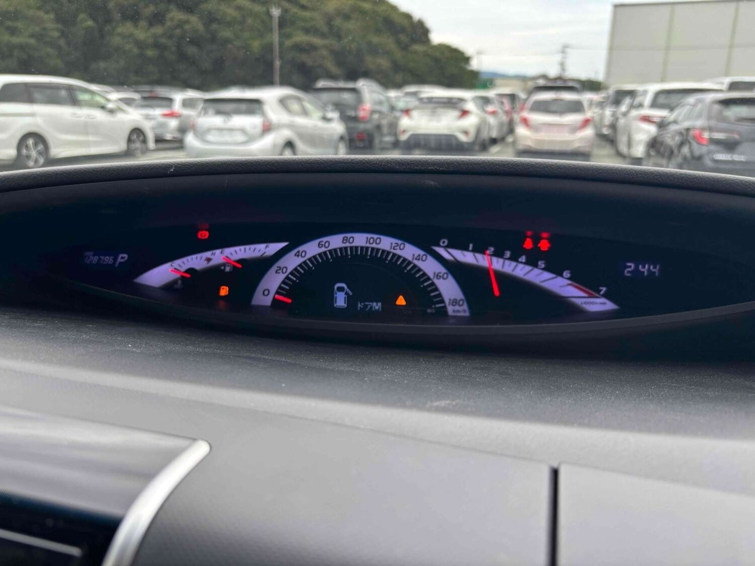 Used Toyota Estima 2015 for sale - 77364259: Photo 22