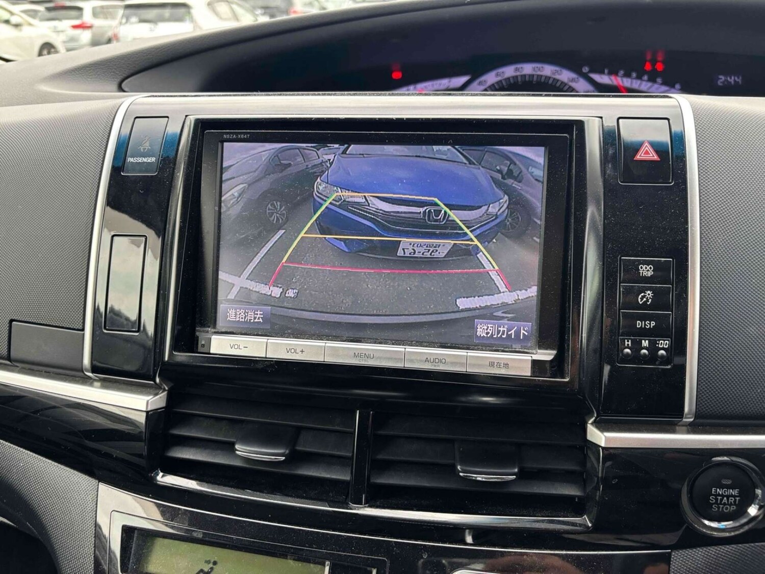 Used Toyota Estima 2015 for sale - 77364259: Photo 24