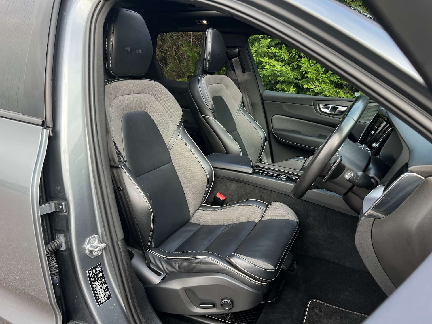 Used Volvo XC60 2020 for sale - 76776983: Photo 23