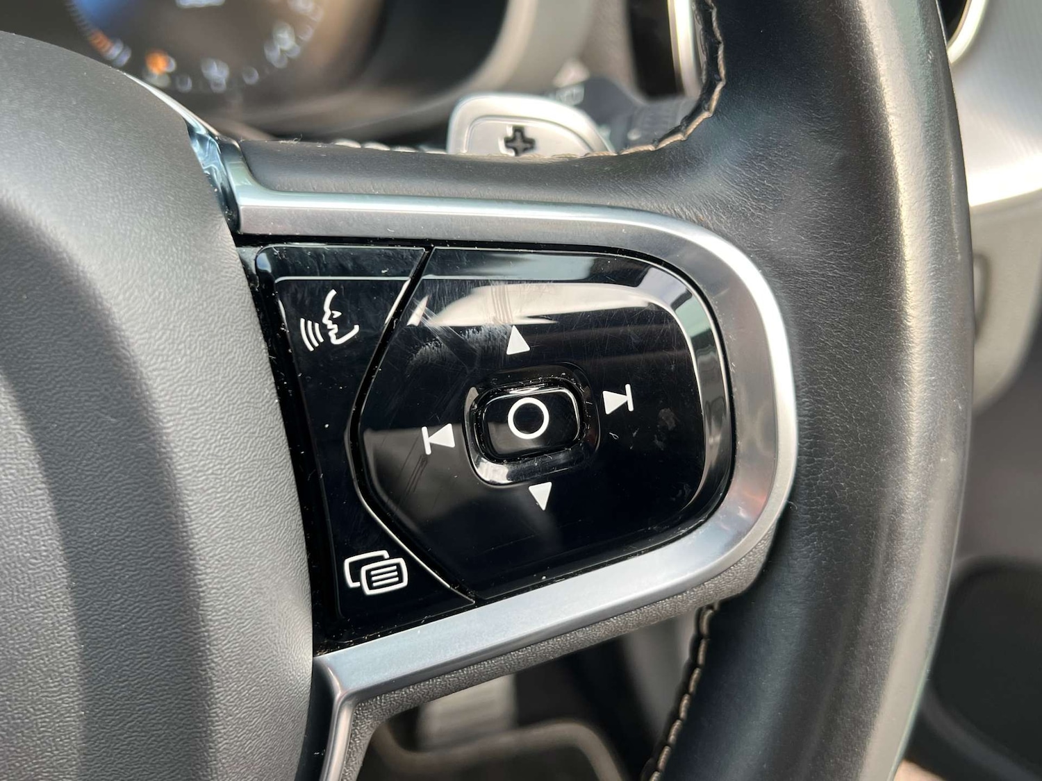 Used Volvo XC60 2020 for sale - 76776983: Photo 31