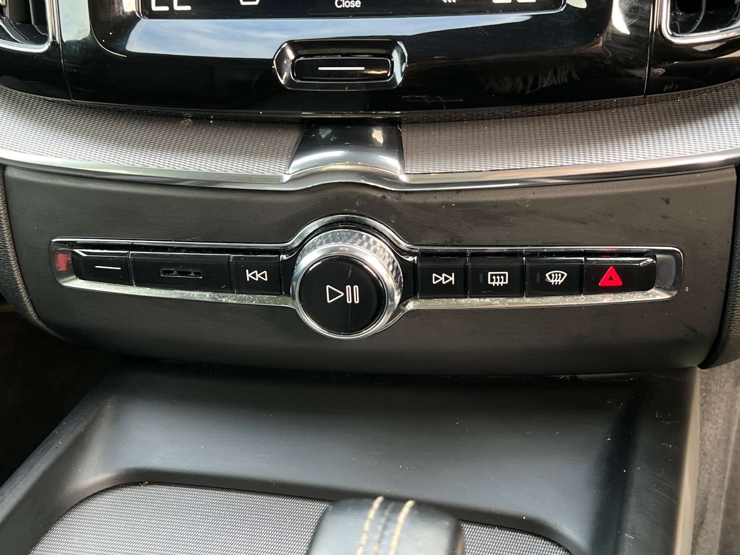 Used Volvo XC60 2020 for sale - 76776983: Photo 38