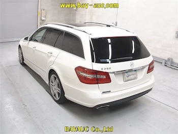 Used Mercedes-Benz E Class 2013 for sale - 78593471: Photo