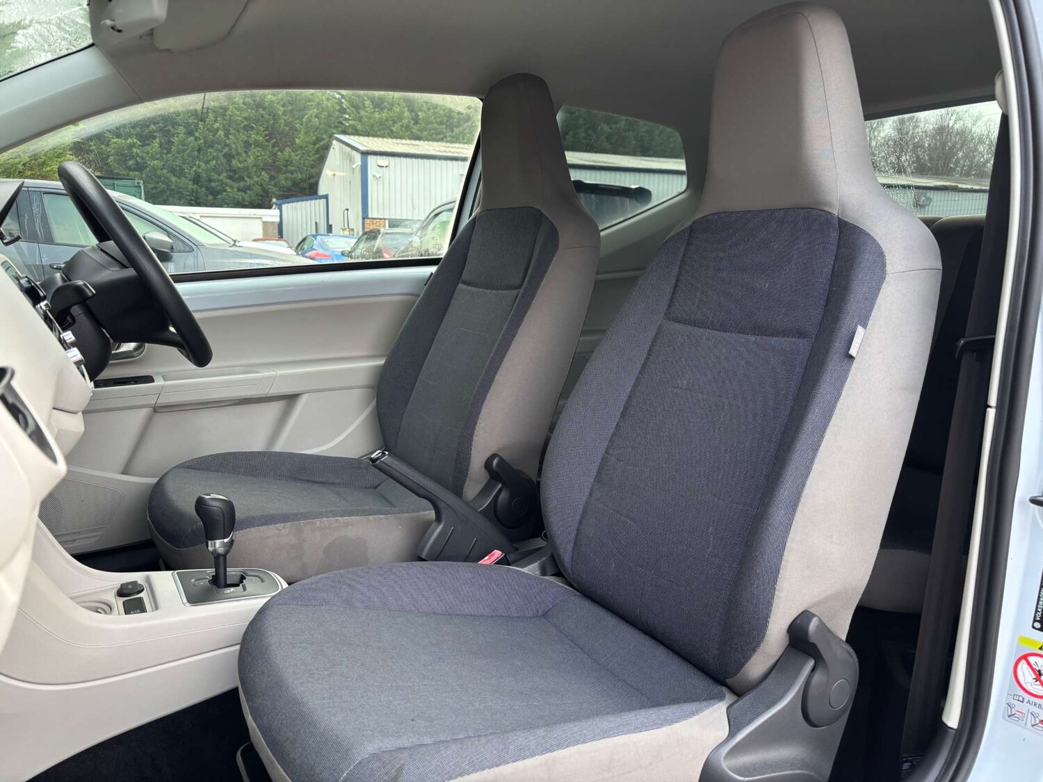 Used Volkswagen up! 2013 for sale - 77364250: Photo 18