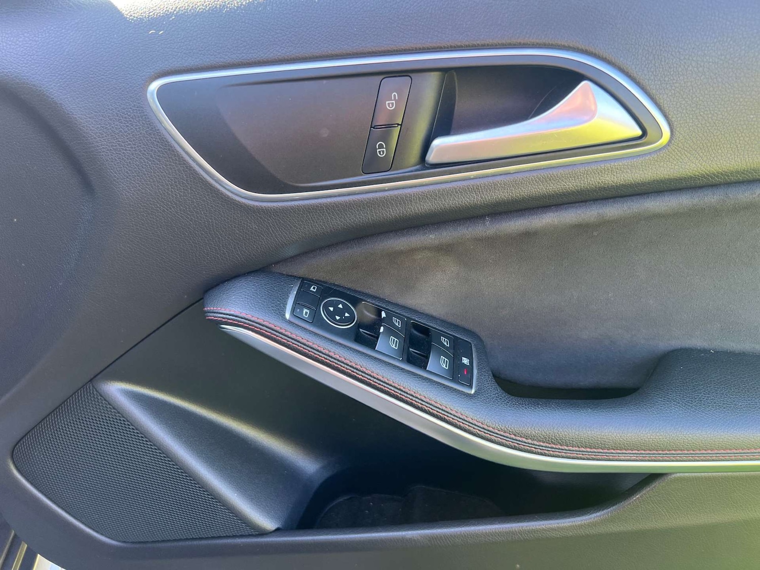 Used Mercedes-Benz A-Class 2015 for sale - 76776839: Photo 15