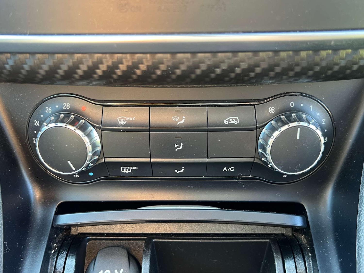 Used Mercedes-Benz A-Class 2015 for sale - 76776839: Photo 39