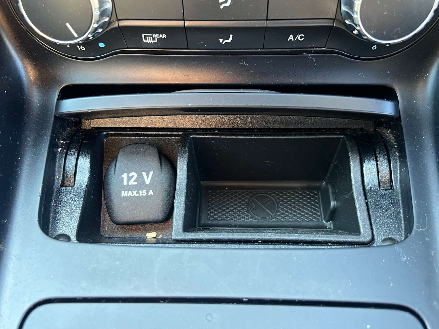 Used Mercedes-Benz A-Class 2015 for sale - 76776839: Photo 40