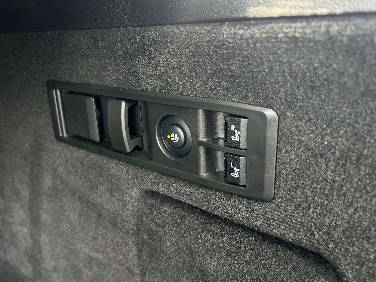 Used BMW iX 2025 for sale - 78003787: Photo 14