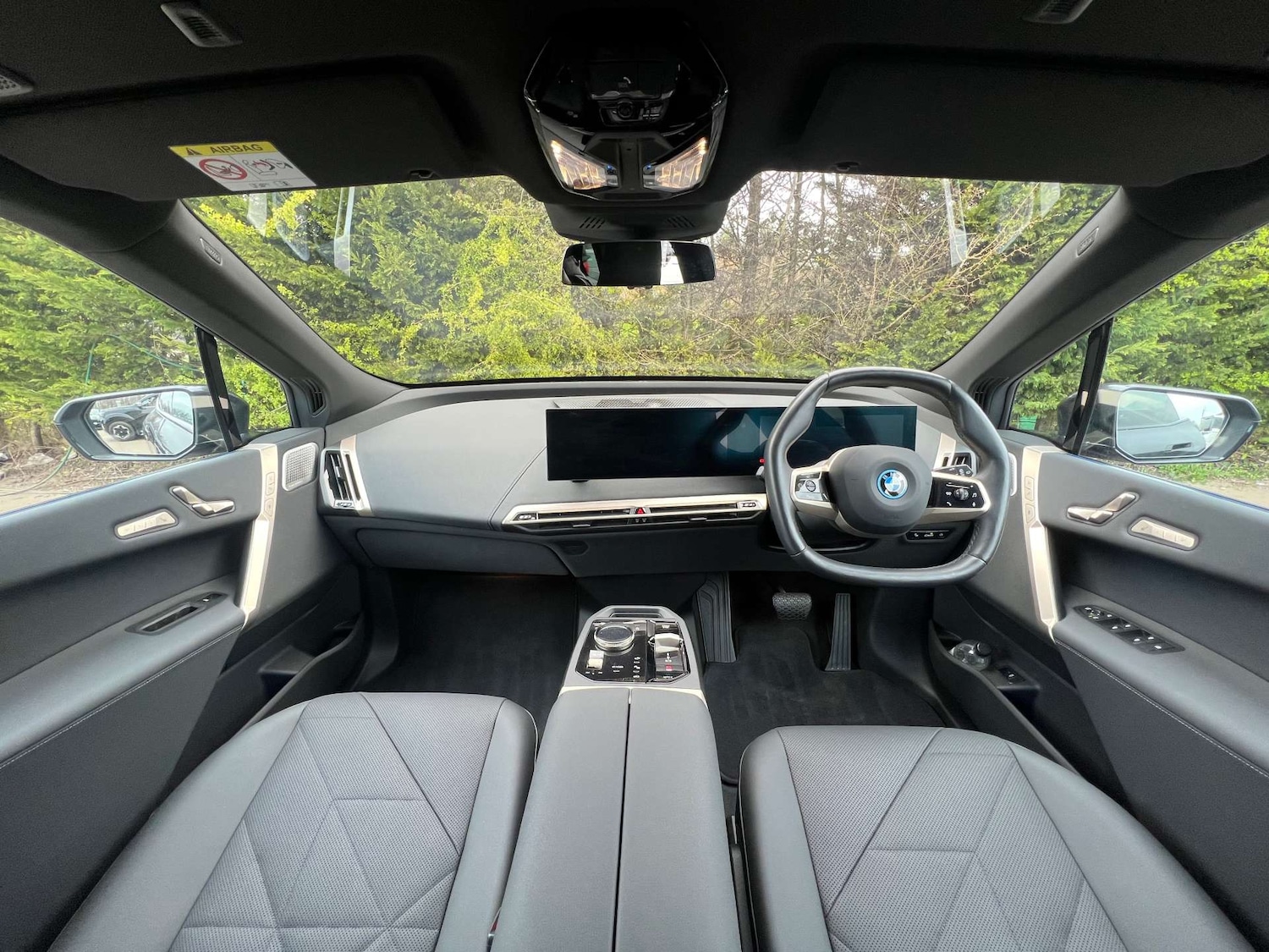 Used BMW iX 2025 for sale - 78003787: Photo 2