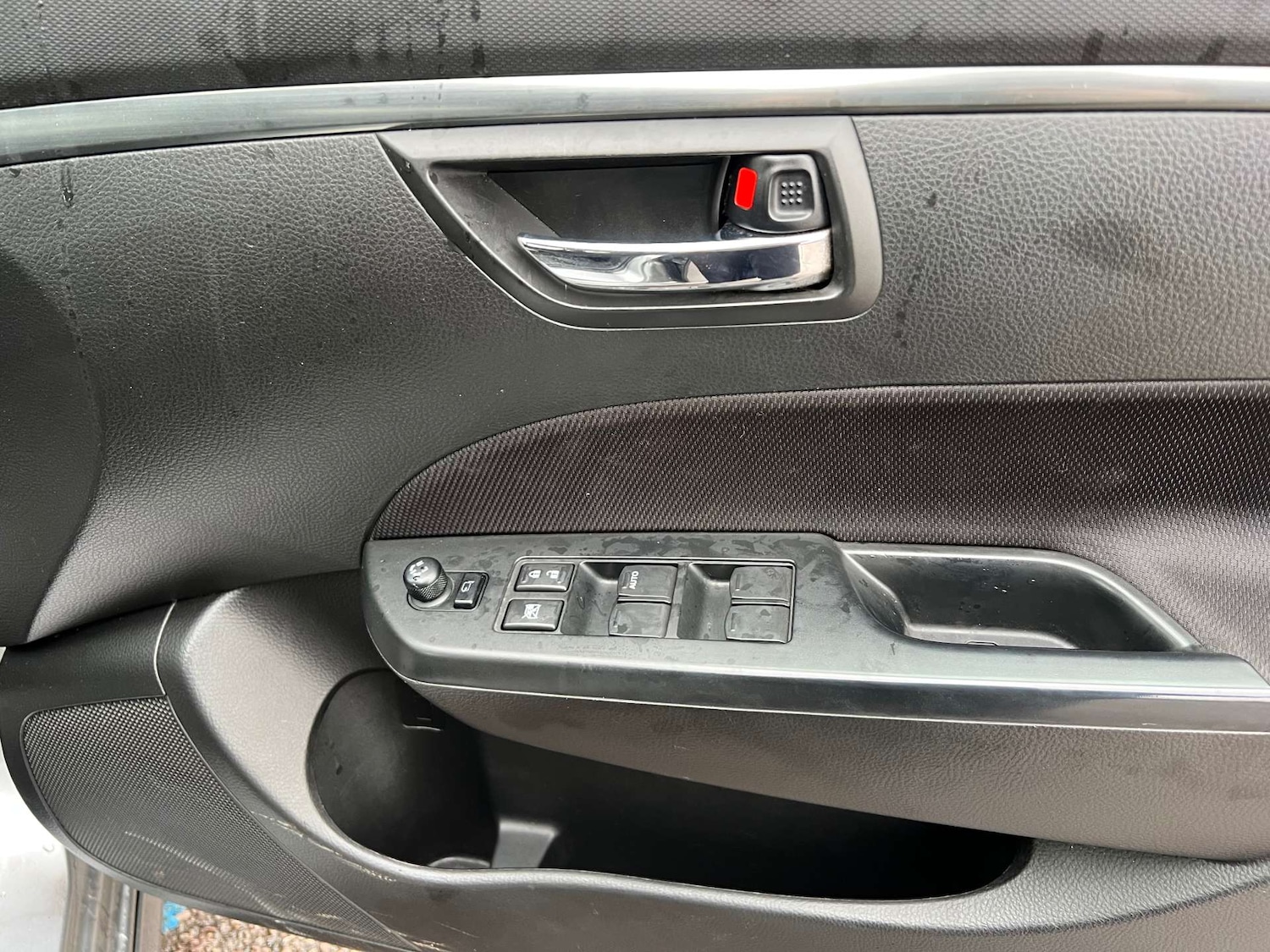 Used Suzuki Swift 2013 for sale - 77022378: Photo 15