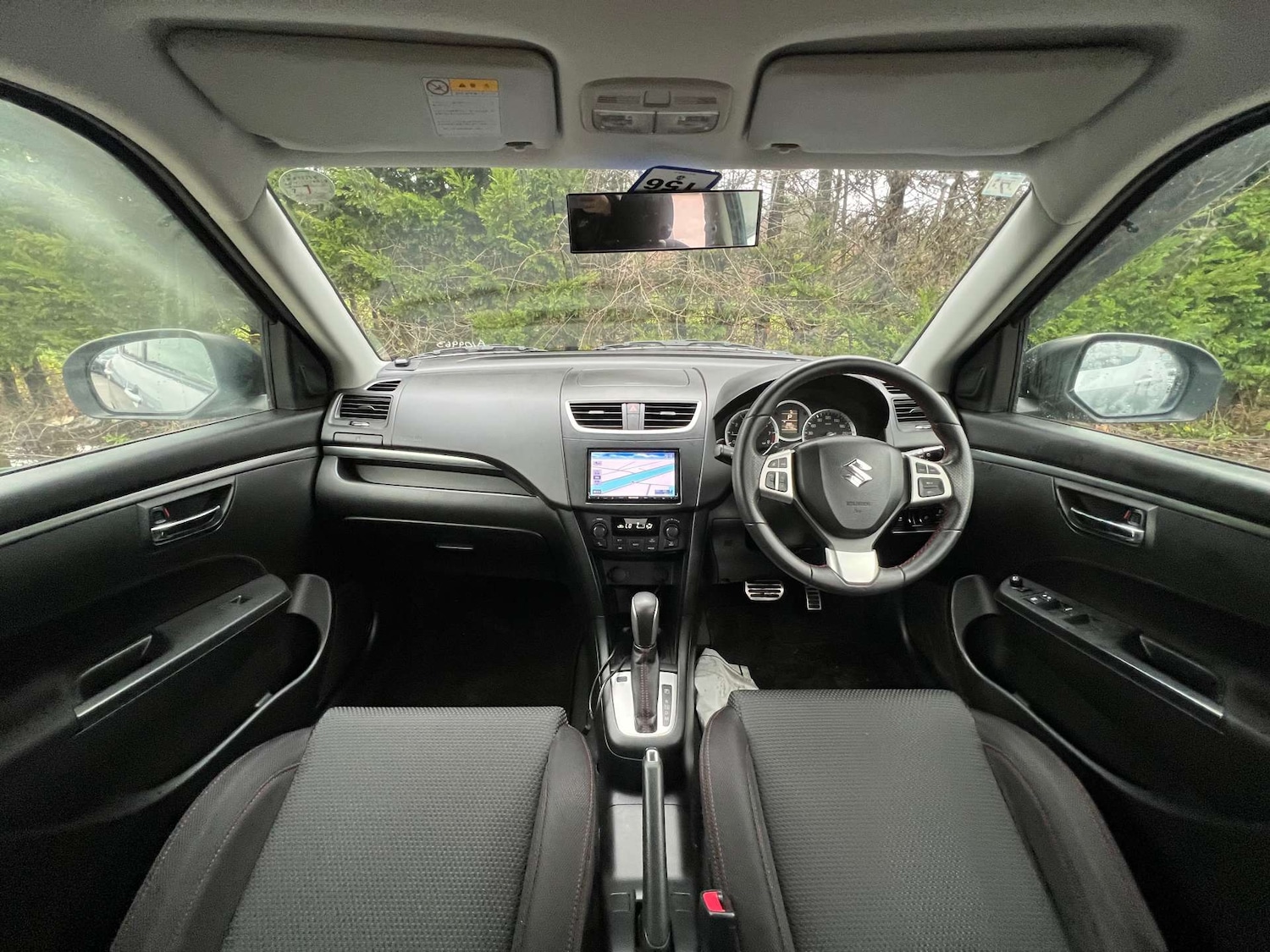 Used Suzuki Swift 2013 for sale - 77022378: Photo 2