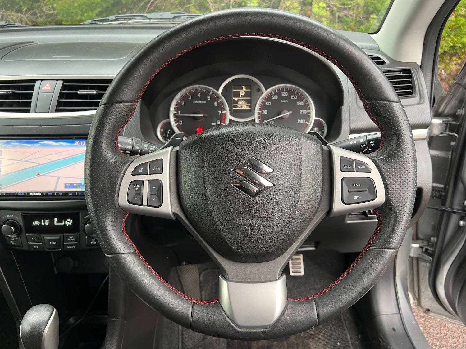 Used Suzuki Swift 2013 for sale - 77022378: Photo 25