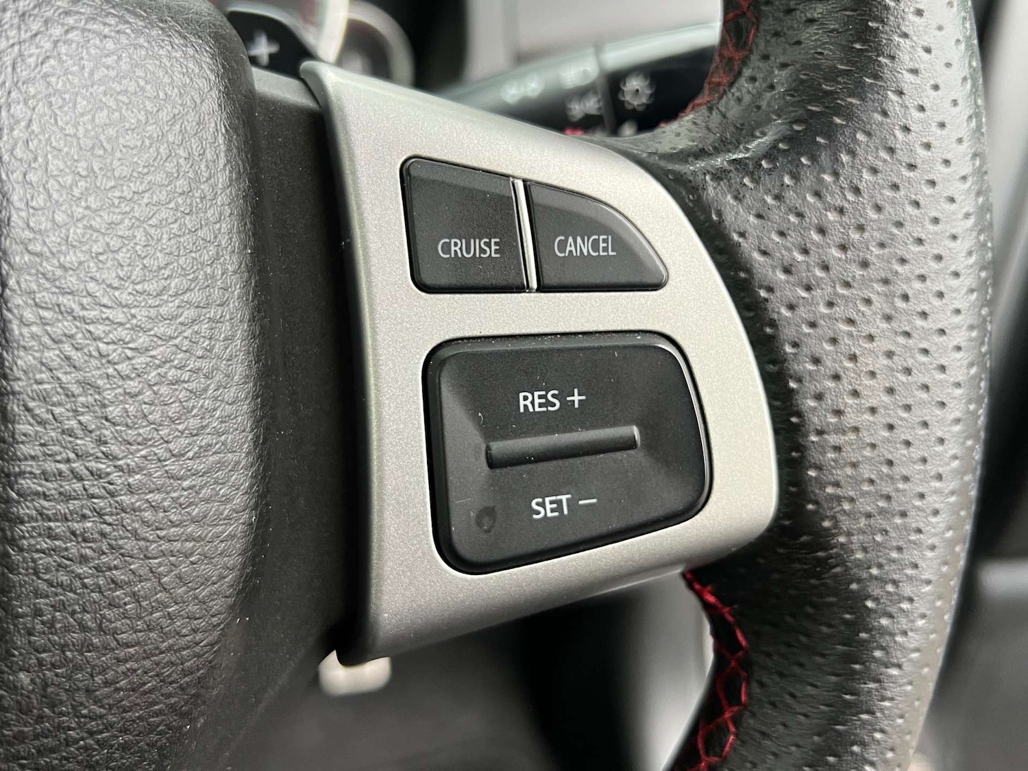 Used Suzuki Swift 2013 for sale - 77022378: Photo 27