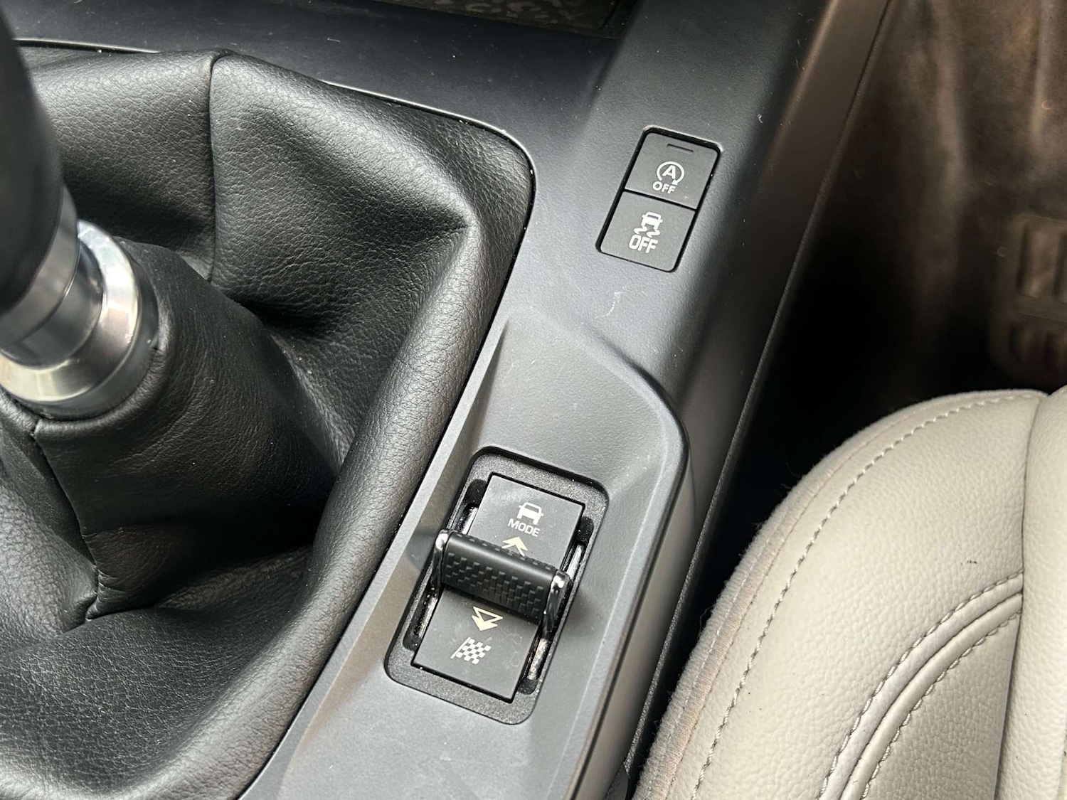 Used Jaguar E-Pace 2018 for sale - 76776970: Photo 37