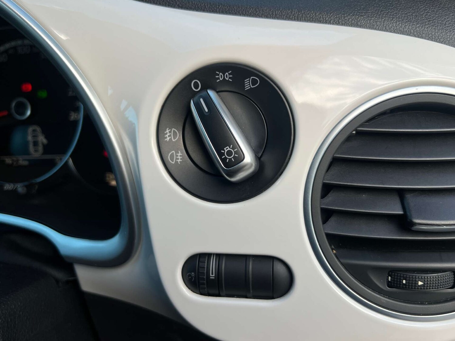 Used Volkswagen Beetle 2013 for sale - 77762335: Photo 20