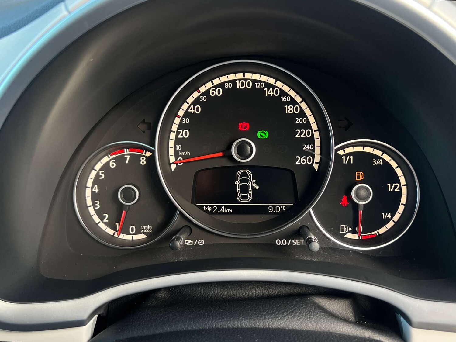 Used Volkswagen Beetle 2013 for sale - 77762335: Photo 27