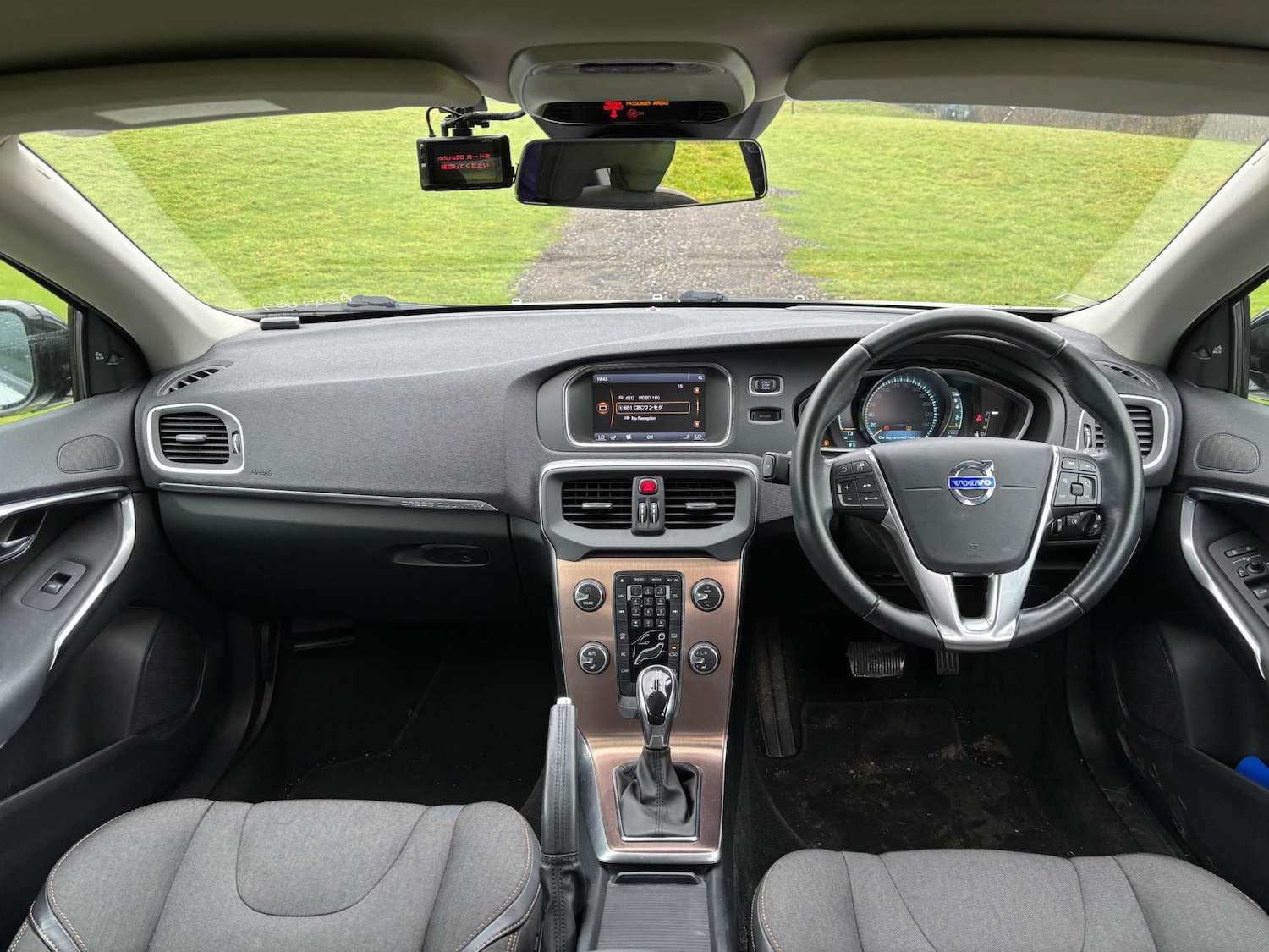 Used Volvo V40 Cross Country 2013 for sale - 77523266: Photo 2