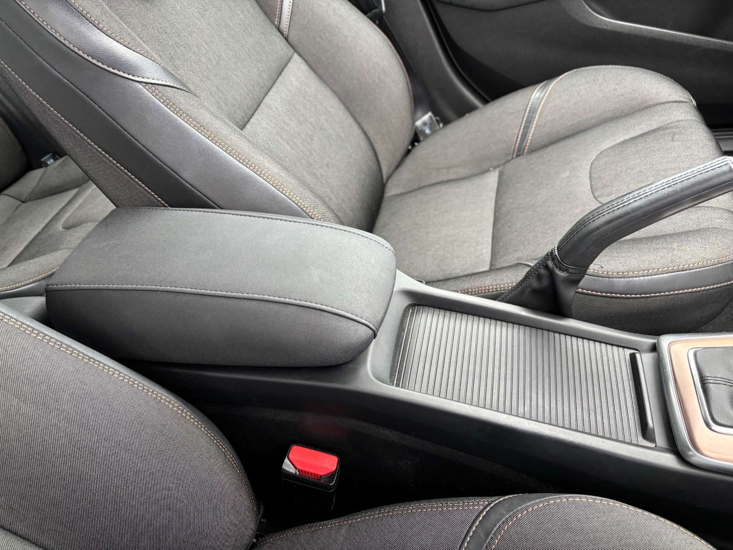 Used Volvo V40 Cross Country 2013 for sale - 77523266: Photo 38