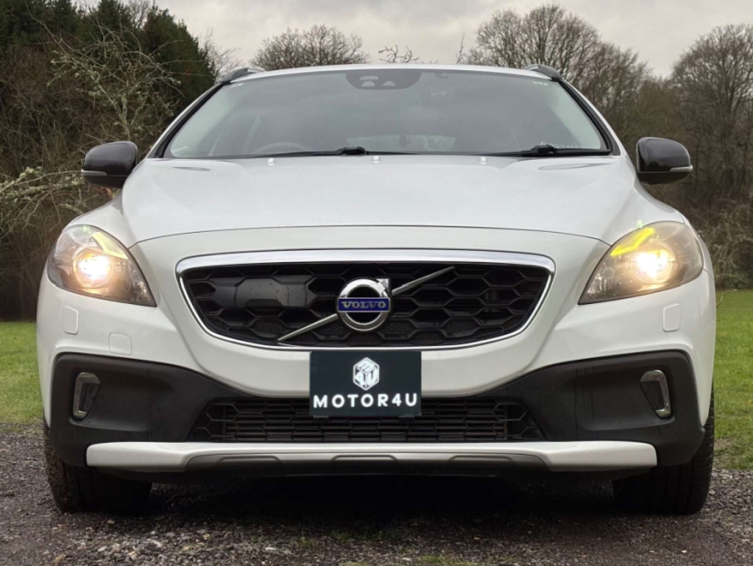 Used Volvo V40 Cross Country 2013 for sale - 77523266: Photo 5