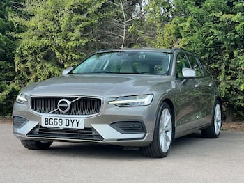 Used Volvo V60 2019 for sale - 79704657: Photo