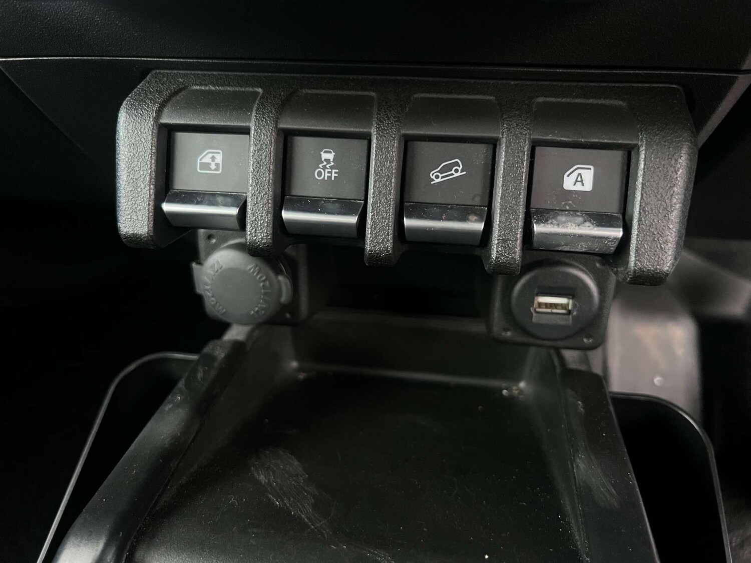 Used Suzuki Jimny 2020 for sale - 76959823: Photo 33